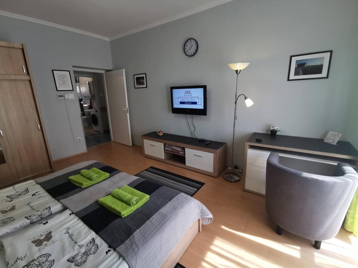 Smart Szallas Apartman Мисколк Екстериор снимка