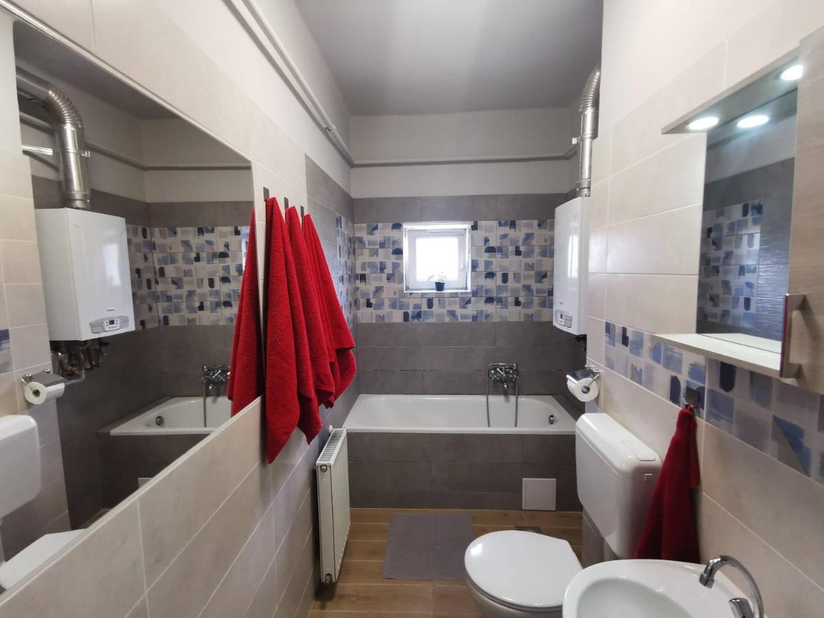 Smart Szallas Apartman Мисколк Екстериор снимка
