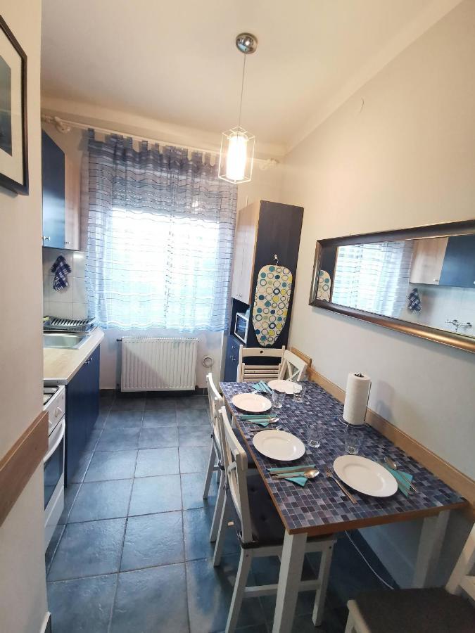 Smart Szallas Apartman Мисколк Екстериор снимка